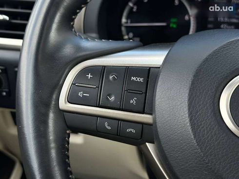 Lexus GX 2020 - фото 24