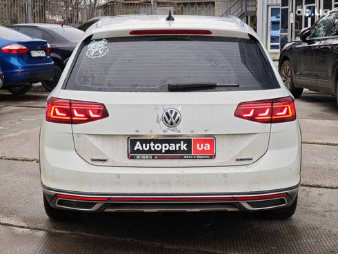 Volkswagen passat alltrack 2020 белый - фото 11