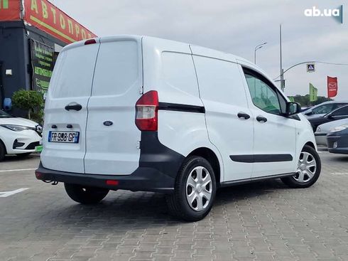 Ford Transit Courier 2020 - фото 14