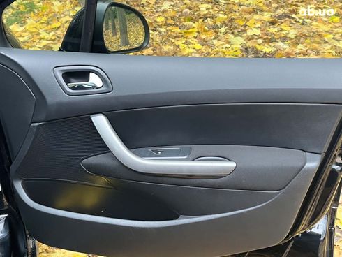 Peugeot 308 2011 черный - фото 16