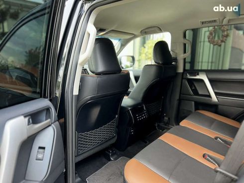Toyota Land Cruiser Prado 2023 - фото 29