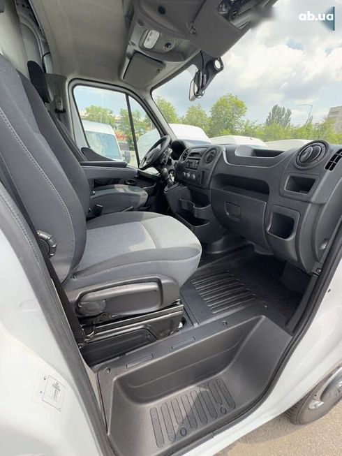 Renault Master 2018 - фото 21