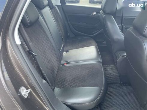 Peugeot 308 2014 - фото 16