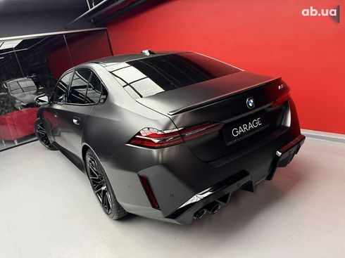 BMW M5 2025 - фото 26