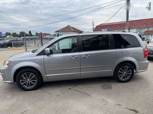 Dodge grand caravan 2017 - фото 10