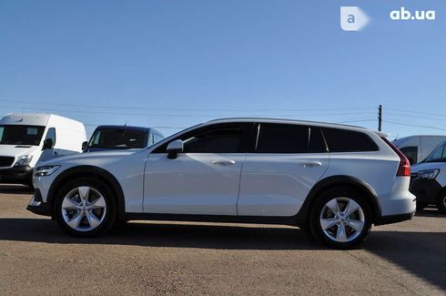 Volvo V60 Cross Country 2019 - фото 6