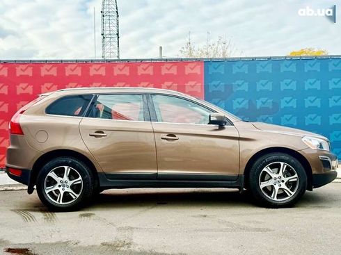 Volvo XC60 2012 - фото 21
