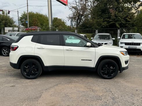 Jeep Compass 2019 белый - фото 5