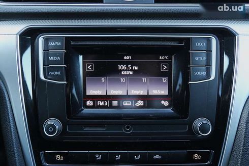 Volkswagen Passat 2015 - фото 17