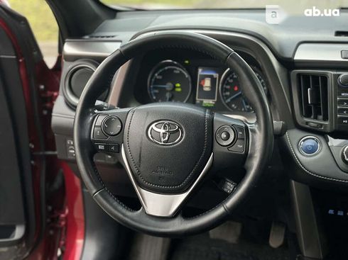 Toyota RAV4 2018 - фото 14