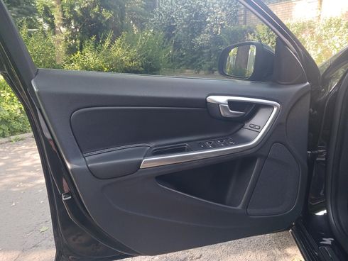 Volvo S60 2015 черный - фото 9