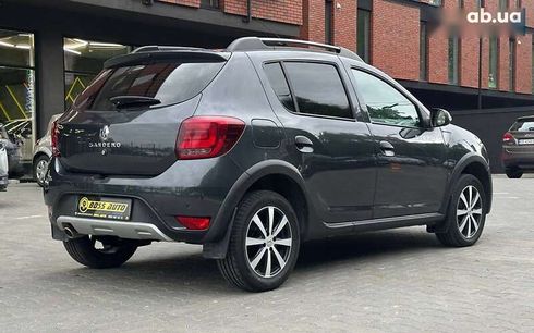 Renault Sandero 2021 - фото 6