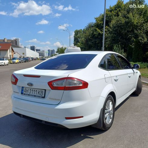 Ford Mondeo 2011 белый - фото 7