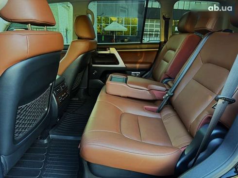 Toyota Land Cruiser 2019 - фото 28