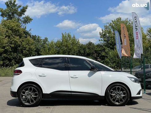 Renault Scenic 2019 - фото 23
