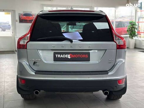 Volvo XC60 2012 - фото 11
