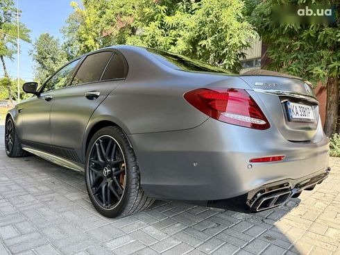 Mercedes-Benz E-Класс 2018 - фото 19