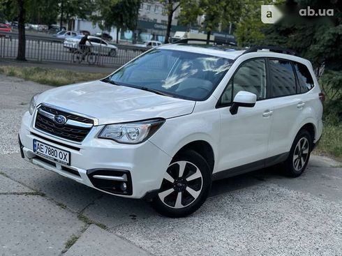 Subaru Forester 2017 - фото 3