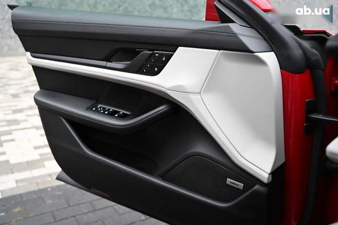 Porsche Taycan 2022 - фото 9