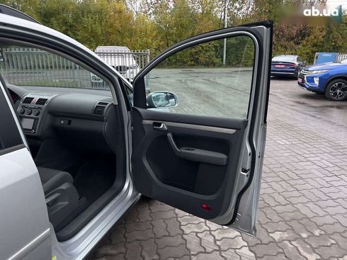 Volkswagen Touran 2007 - фото 25