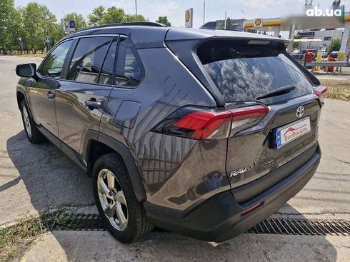 Toyota RAV4 2019 - фото 4