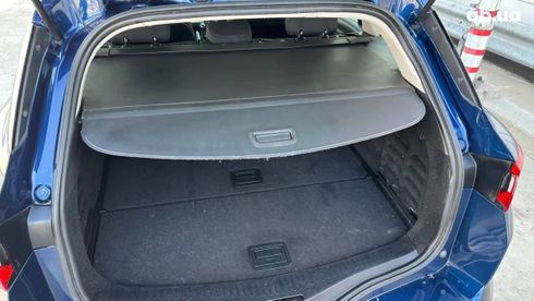 Renault Megane 2018 - фото 10