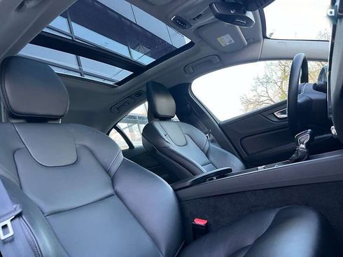 Volvo S60 2019 - фото 10
