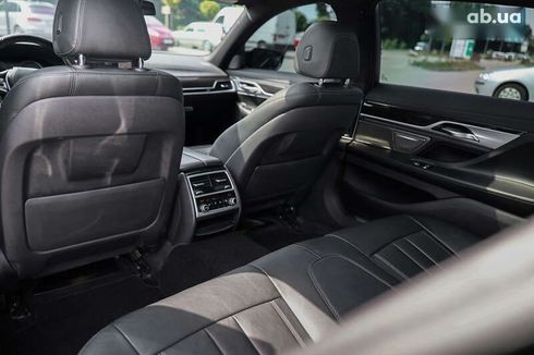 BMW 7 серия 2018 - фото 20