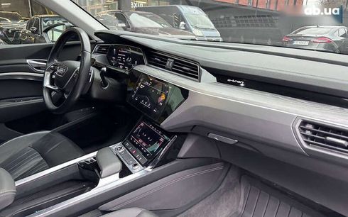 Audi E-Tron 2020 - фото 15