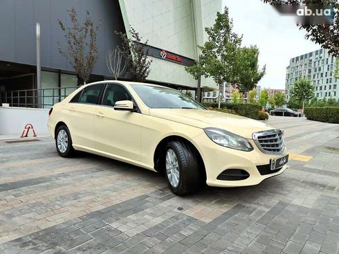 Mercedes-Benz E-Класс 2013 - фото 26