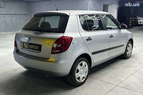Skoda Fabia 2009 - фото 6