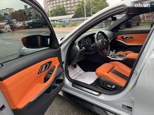 BMW M3 2021 - фото 20