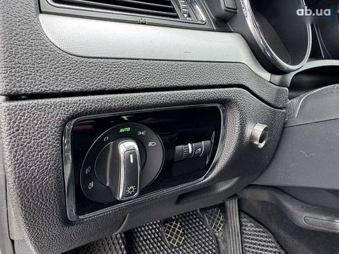 Skoda Superb 2011 - фото 16