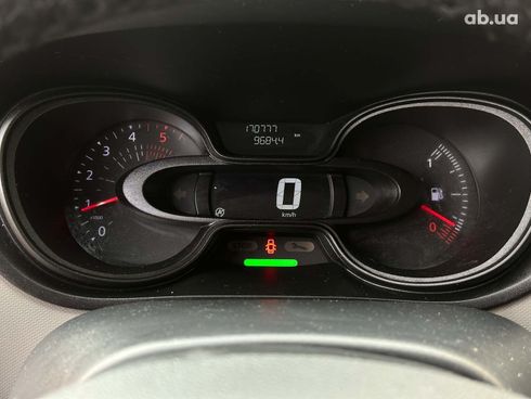 Renault Trafic 2017 желтый - фото 28