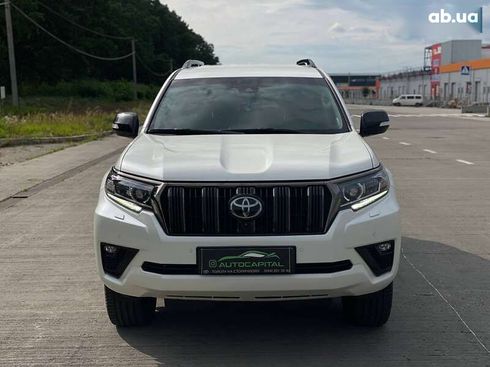 Toyota Land Cruiser Prado 2020 - фото 6