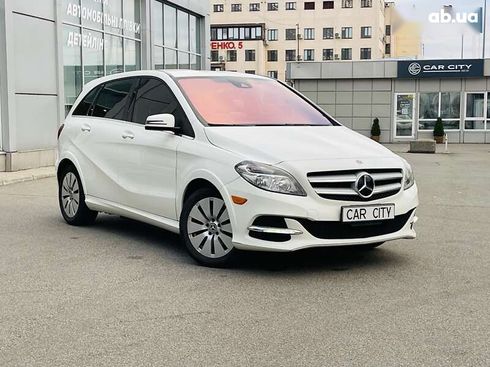 Mercedes-Benz B-Класс 2017 - фото 7