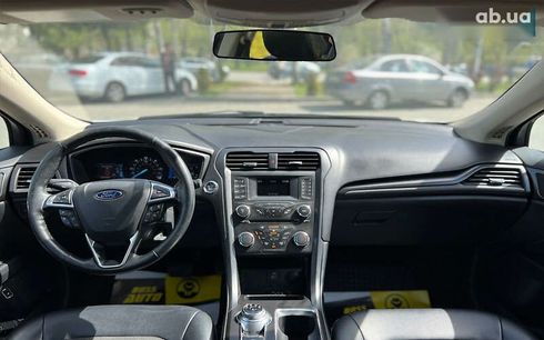 Ford Fusion 2017 - фото 14