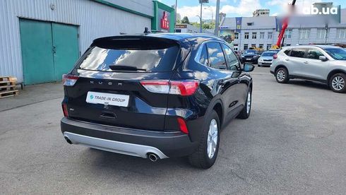 Ford Kuga 2020 - фото 18