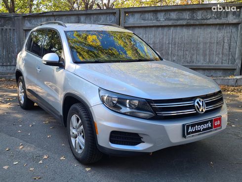 Volkswagen Tiguan 2015 серый - фото 3