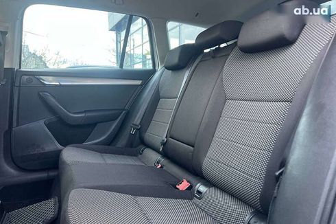 Skoda Octavia 2016 - фото 14