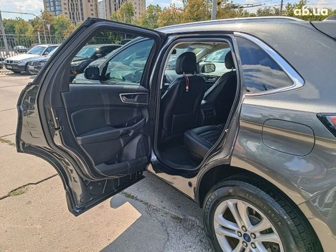 Ford Edge 2019 серый - фото 14
