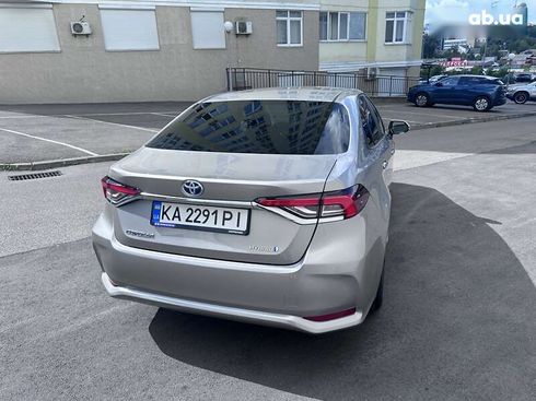 Toyota Corolla 2020 - фото 24