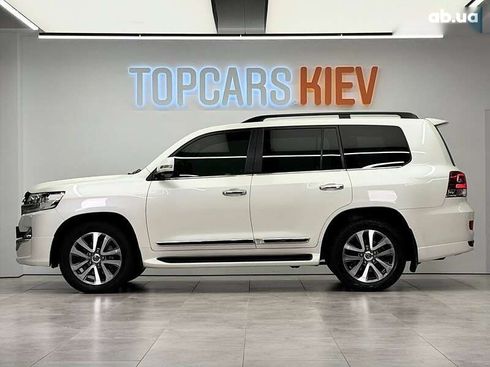 Toyota Land Cruiser 2019 - фото 13