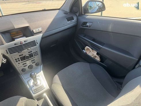 Opel Astra 2012 - фото 25