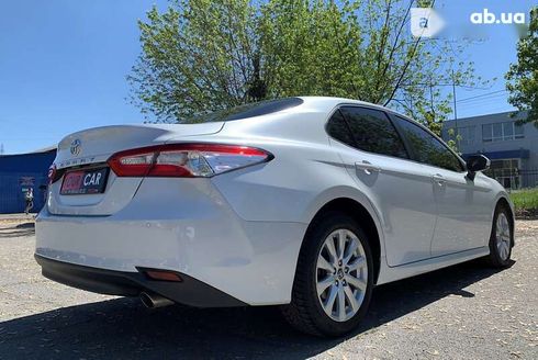 Toyota Camry 2019 - фото 20