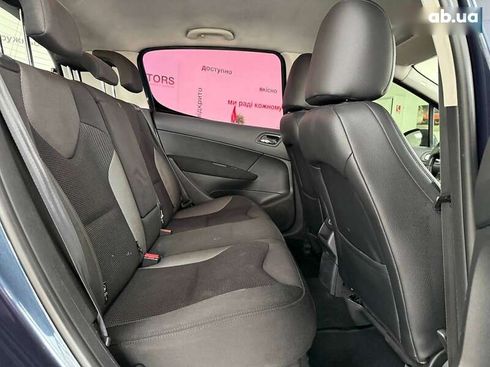 Peugeot 308 2012 - фото 30