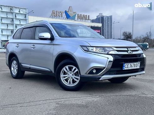 Mitsubishi Outlander 2018 - фото 2