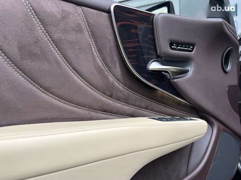 Lexus LS 2018 - фото 23