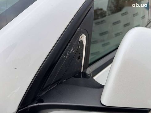 Tesla Model Y 2022 - фото 15