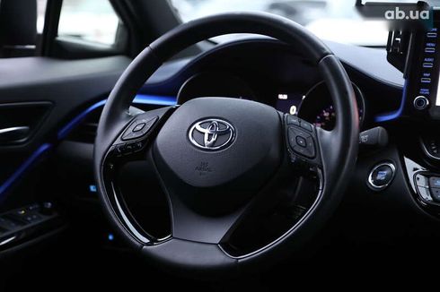 Toyota C-HR 2021 - фото 14